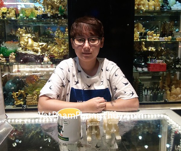 Chị Trâm - Khách hàng mua Tỳ hưu bắc kinh xanh chuẩn BKX-S