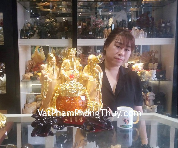 Chị Ngọc - khách hàng mua Bộ tam đa phúc lộc thọ vàng G159A