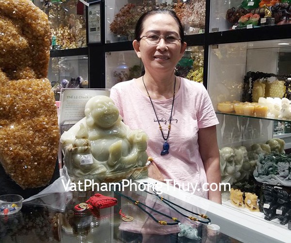 Chị Ngọc Nữ- khách hàng mua cóc ngọc phỉ thúy S951 và cá chép thanh kim S6030