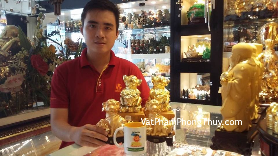 Anh Tân - khách hàng mua cặp heo phú túc vàng Y315 và cặp chó vàng  vượng tài H407G
