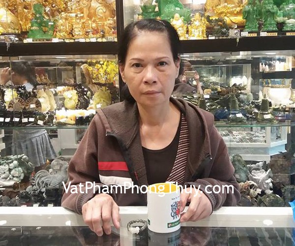 Cô Vân - khách hàng mua chuỗi thạch anh tóc xanh S6650 và tỳ hưu ngọc myanmar  S6283