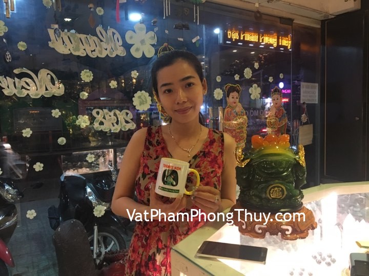 Chị Hà - khách hàng mua Thiềm Thừ xanh đế xoay K134M