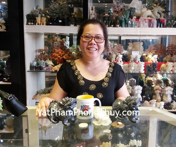 Chị Tâm - khách hàng mua Cặp Tỳ hưu Bắc kinh đen BKD-M, Thiềm thừ Cẩm thạch Tây tạng CTT-S, Tiền hoa mai liền CC1139, Thiềm thừ thạch anh vàng S936