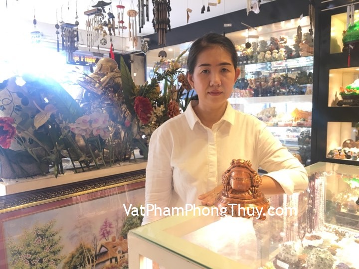 Chị Thắng - khách hàng mua thiềm thừ tụ bảo E076