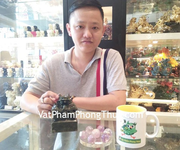 Anh Tuấn - khách hàng mua ấn rồng đá lam ngọc và đĩa thất tinh thạch anh tím