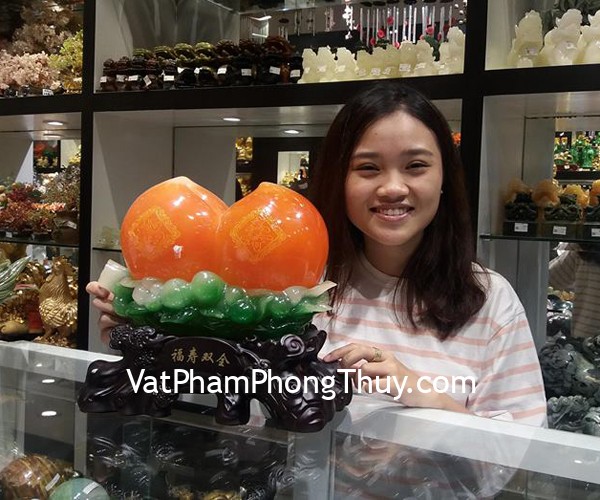 Chị Trân - khách hàng mua Song đào đỏ, đế gỗ- Phước thọ song toàn E294
