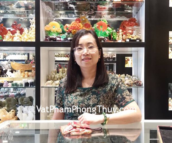 Chị Linh - khách hàng mua mặt tỳ hưu Phỉ Thúy đốm vân xanh A+++++ S6632-8811, S6632-7044