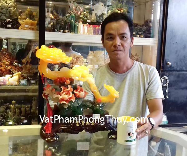 Anh Ngọc - khách hàng mua Gậy như ý ngọc vàng C176A