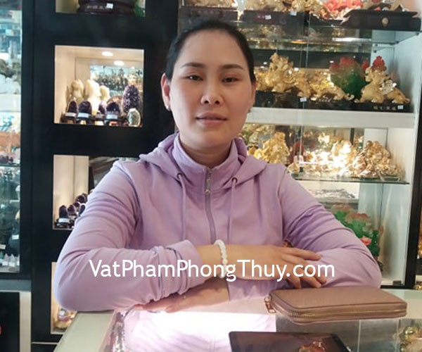 Chị Nhi - khách hàng mua chuỗi mặt trăng A+ S6358-S5-2100