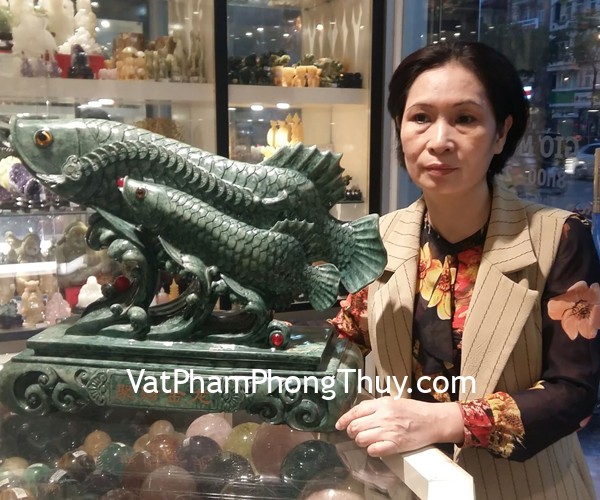 Chị Hoa - khách hàng mua tượng cá kim long K090M