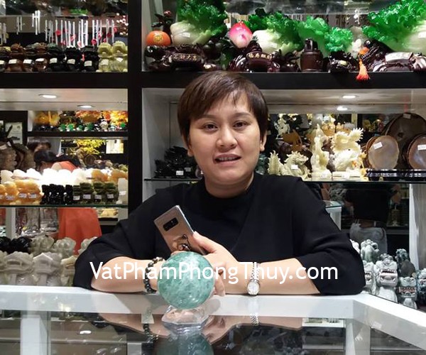 Chị Thanh - khách hàng mua quả cầu dạ quang xanh GM144 - 5564