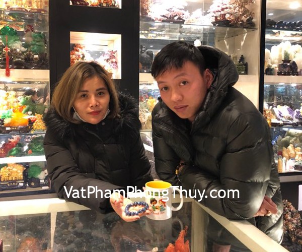 Chị Dương - khách hàng mua vòng tay thạch anh xanh đậm S6667